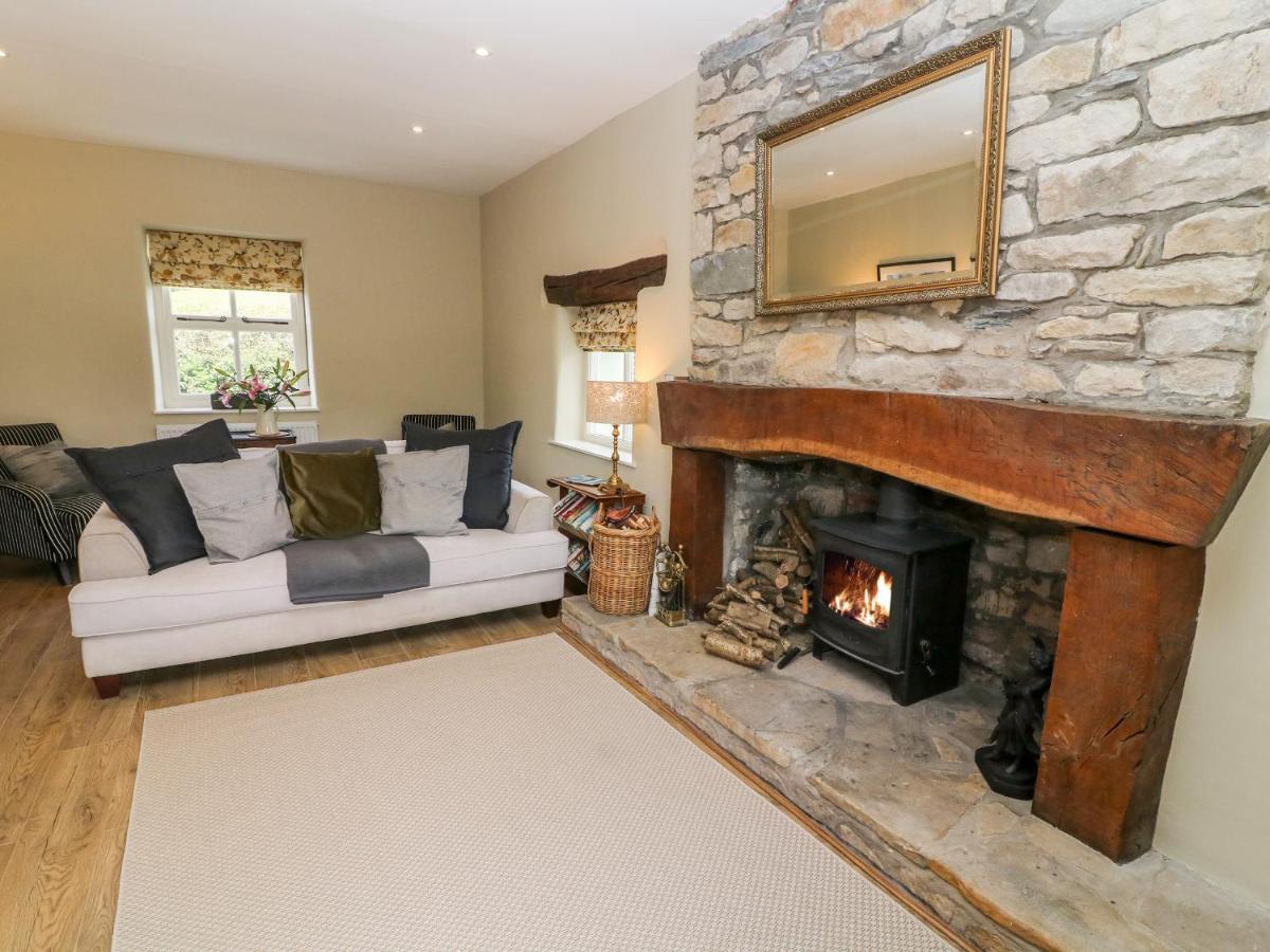 Waingate Cottage Cark Bagian luar foto