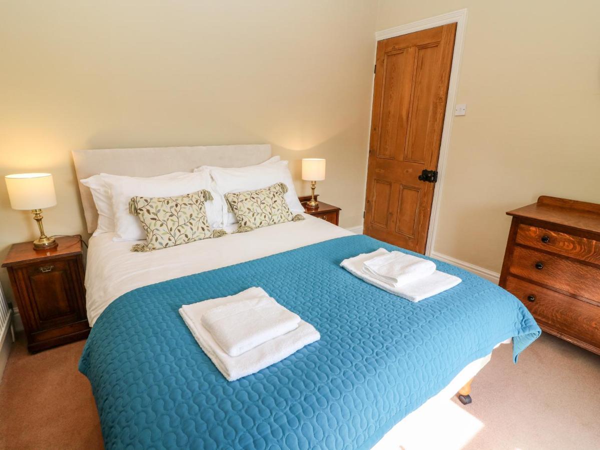 Waingate Cottage Cark Bagian luar foto